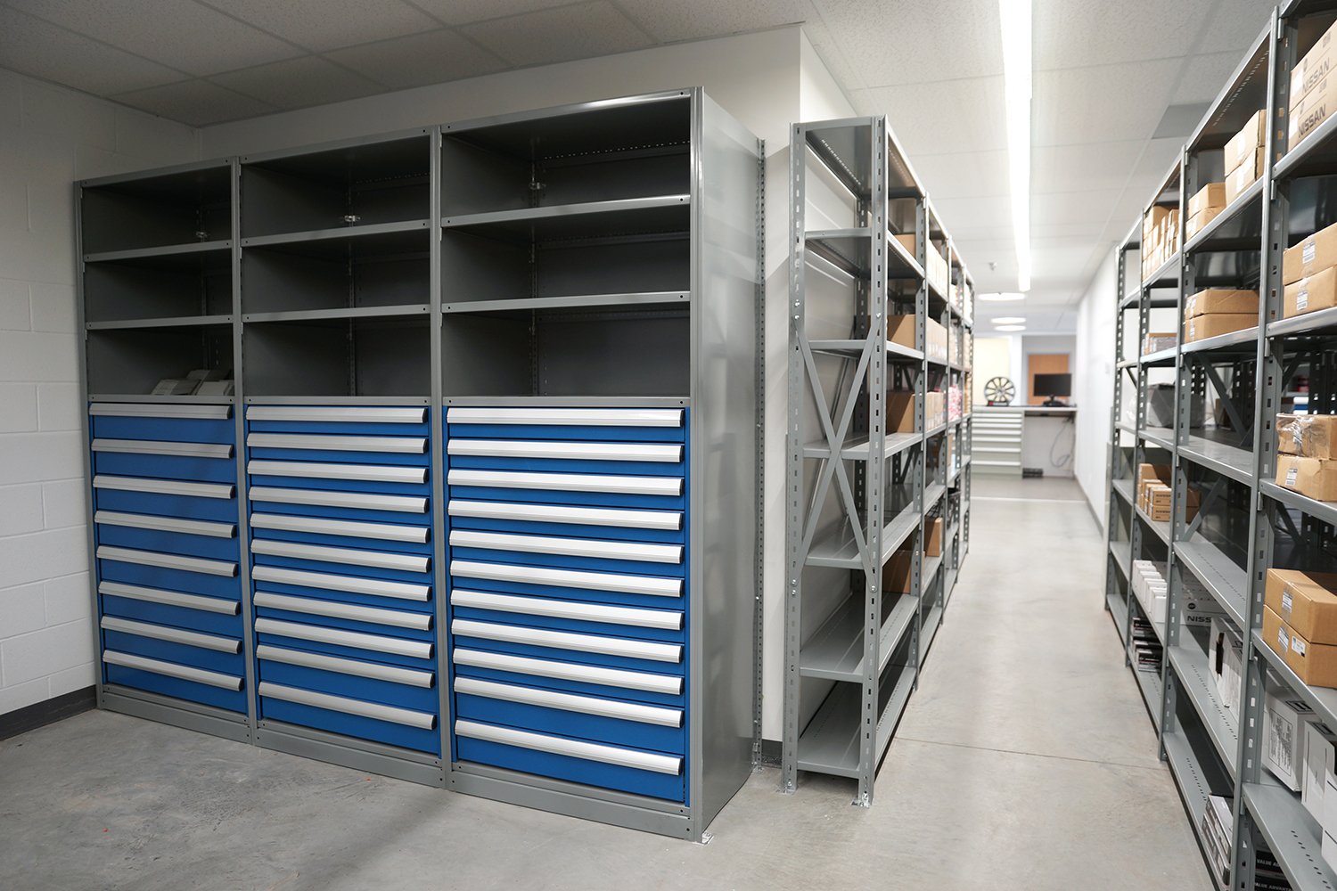 Modular Drawers in Shelving-automotive