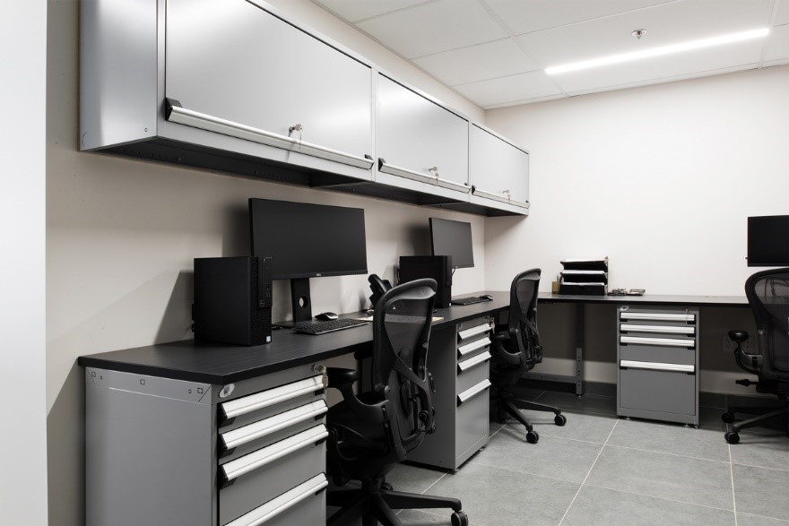 Cabinet workstation
