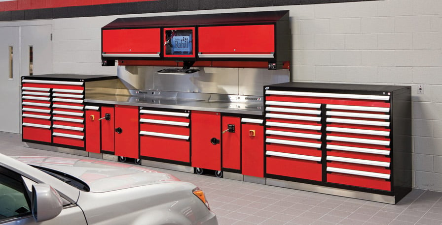 Workbench-auto-service bay