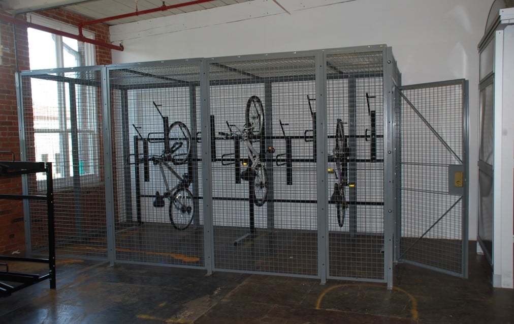 Bike storage wire locker