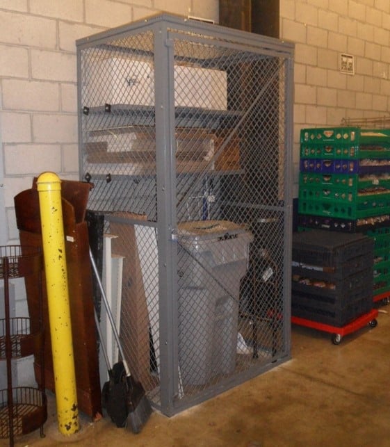 Commercial_Woven wire locker