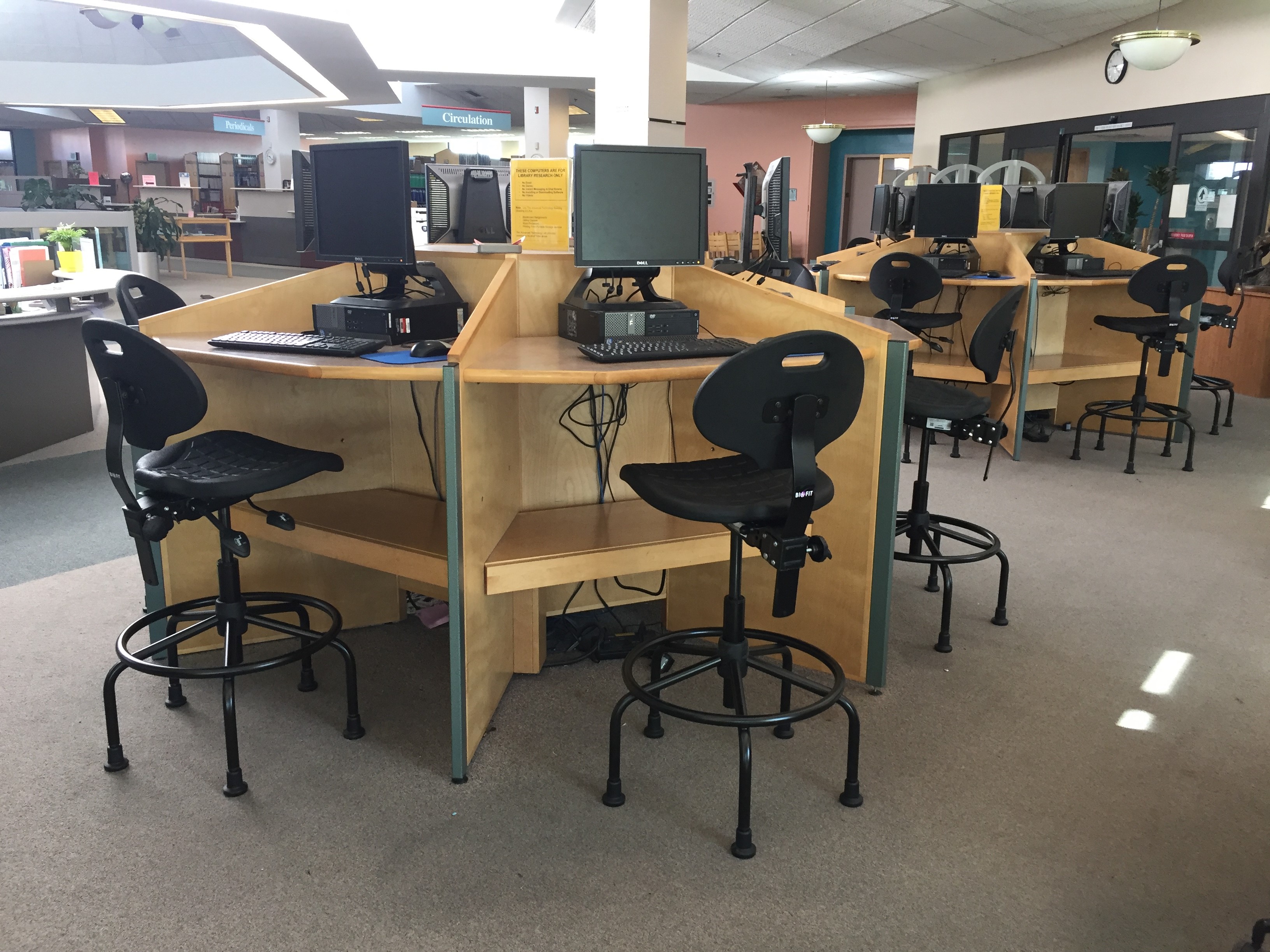 Victorville College-Lab Seating-classroom