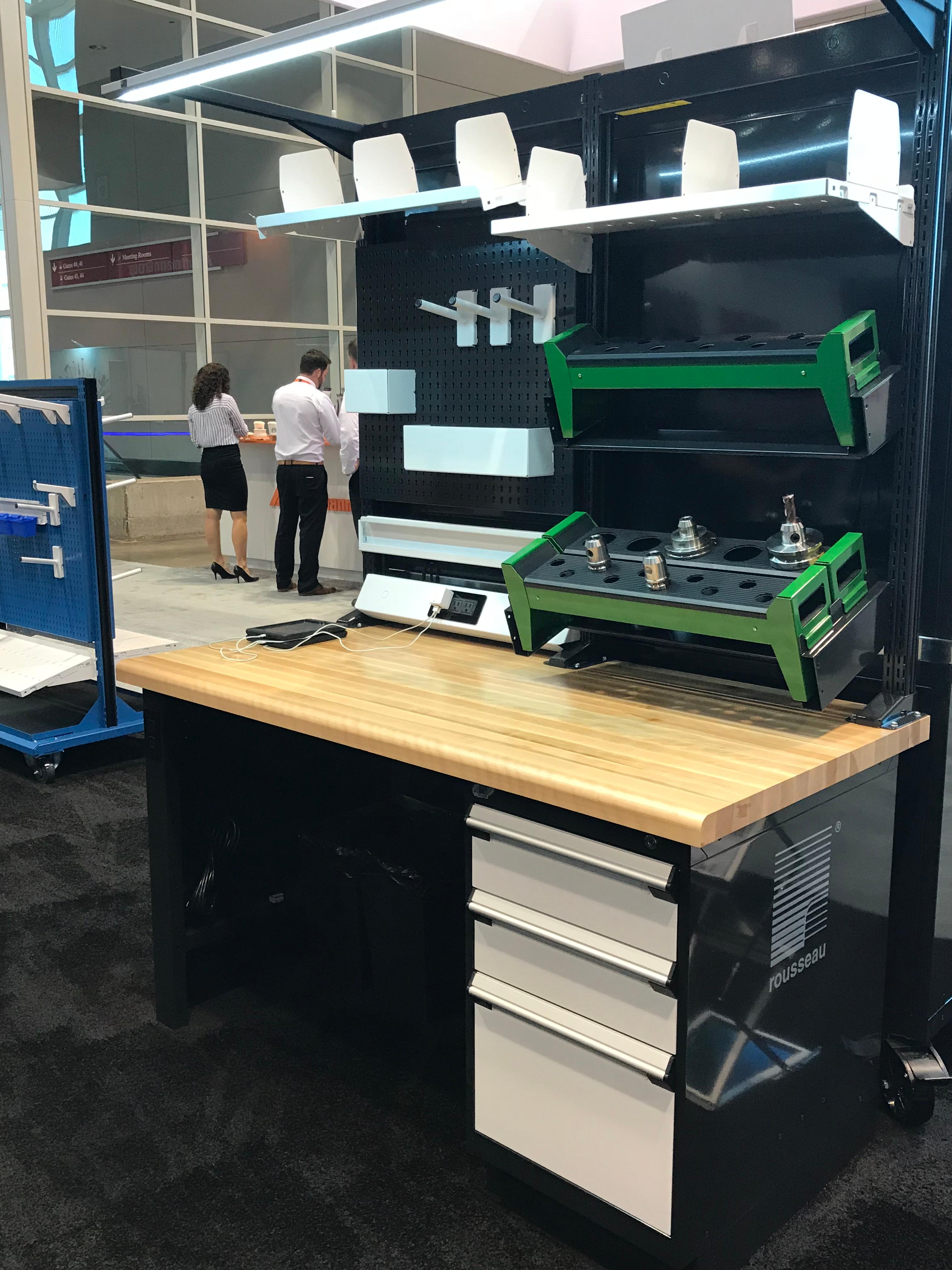 Work center _Chicago Show 2018 with CNC Tool Storage