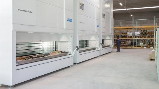 vertical lift module